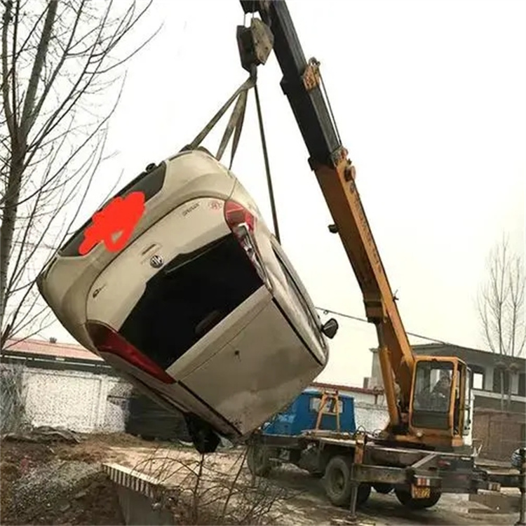 张家口桥西随时待命，吊车24小时道路救援服务全解析